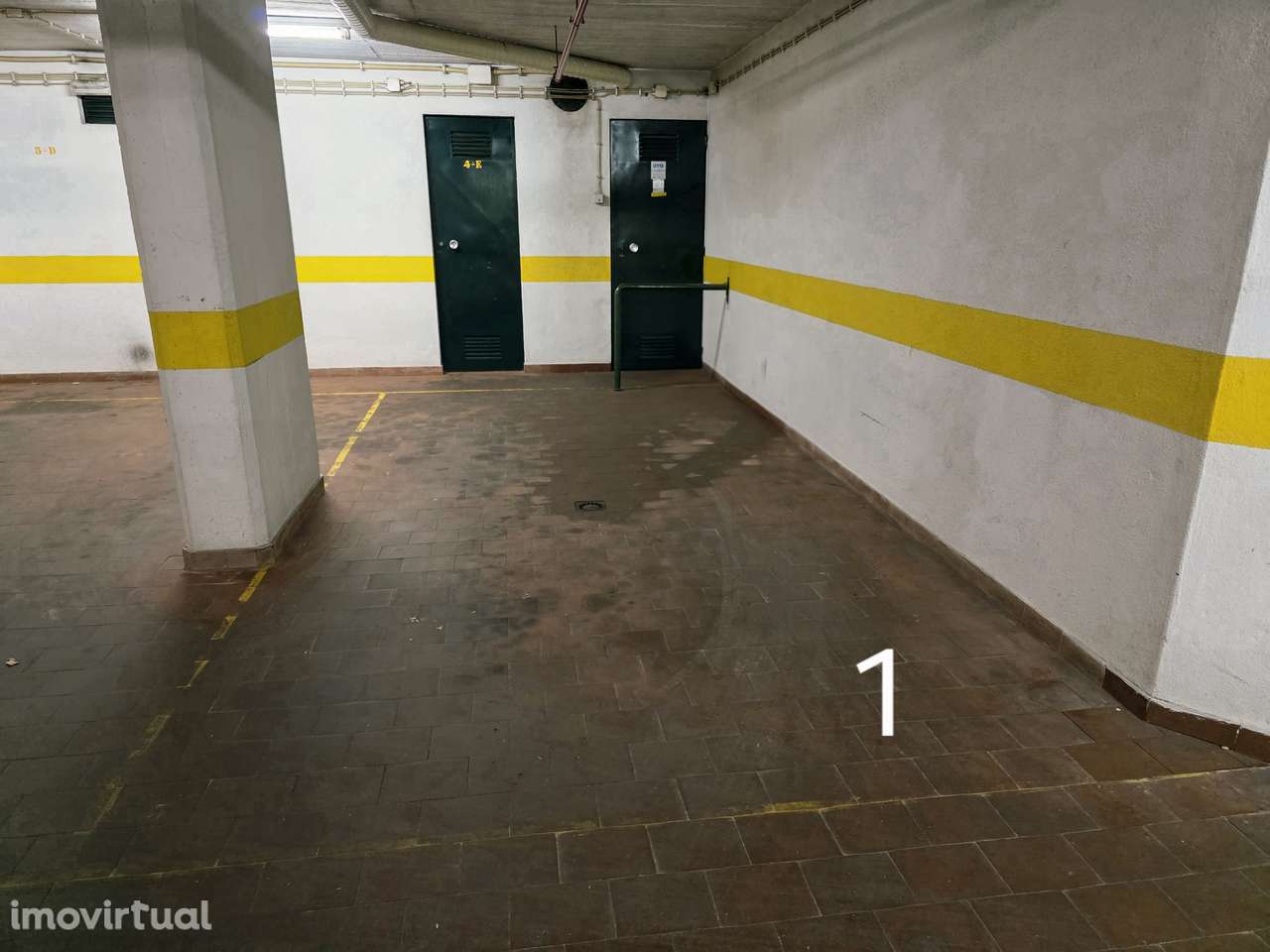 Lugares de estacionamento - garagem na Estrada da Luz 106, Laranjeiras - Grande imagem: 4/15