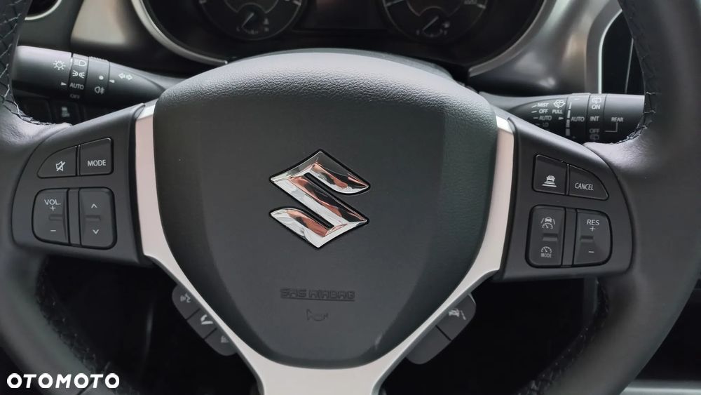 Suzuki Vitara 1.4 Boosterjet mHEV Premium Plus 2WD - 31