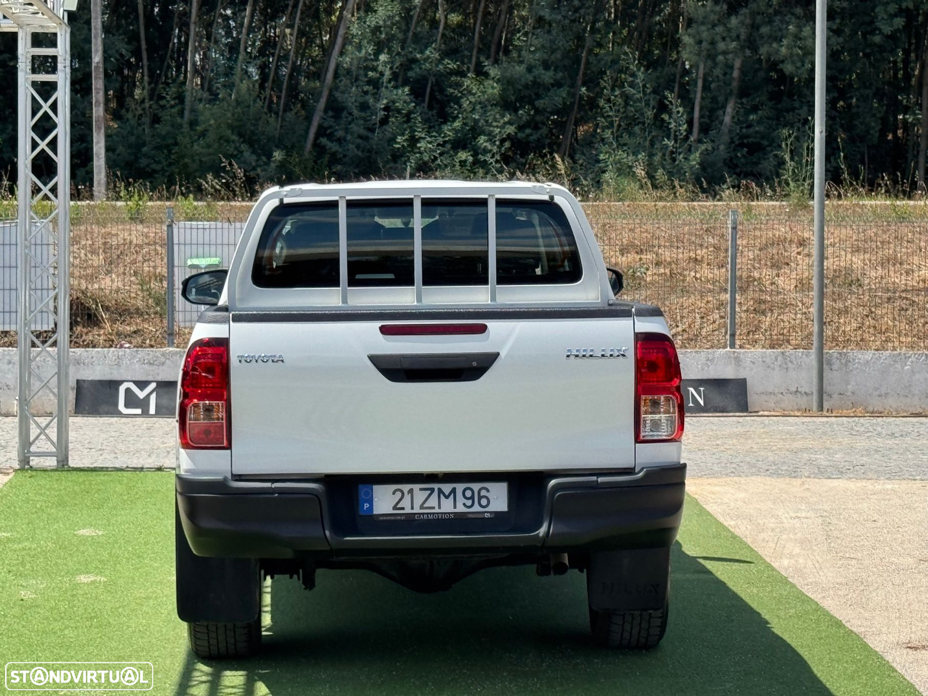 Toyota Hilux 2.4 D-4D 4WD CD CM - 35