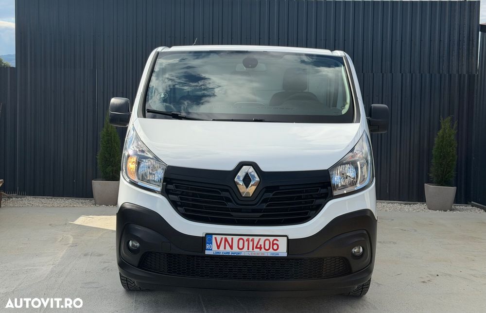 Renault Trafic - 2