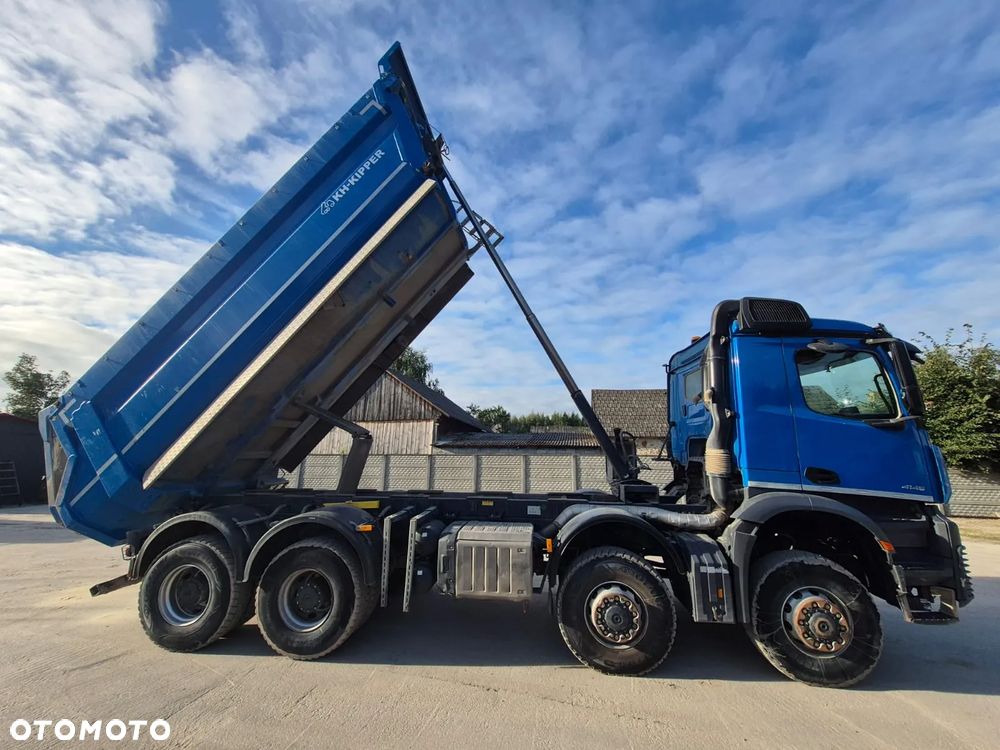 Mercedes-Benz Arocs - 7