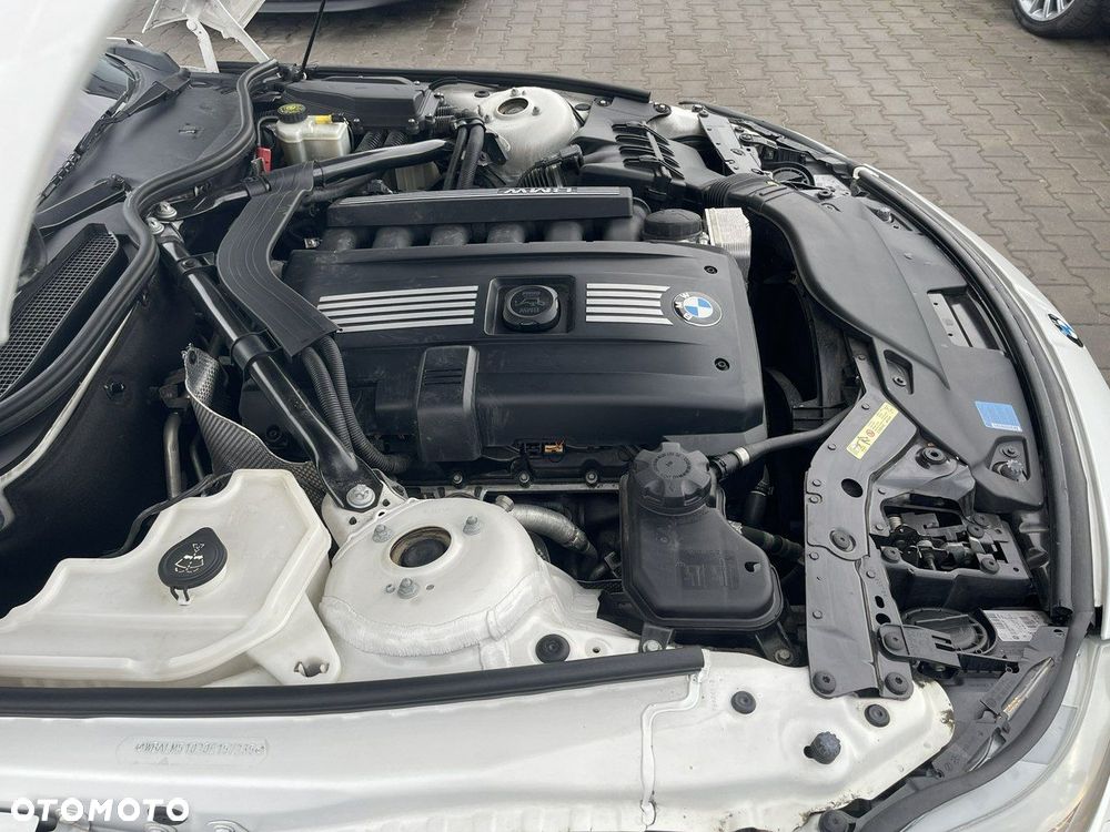 BMW Z4 sDrive30i - 12