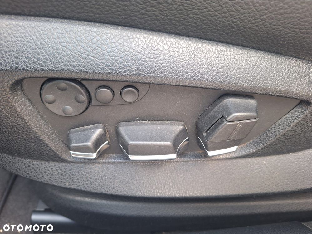 BMW Seria 5 - 14