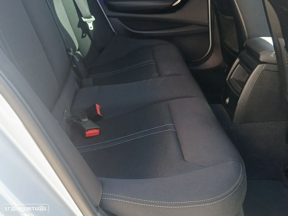 BMW 116 d EDynamics Line Sport - 20