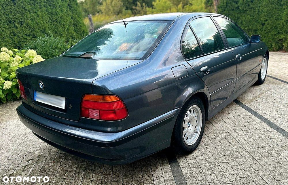BMW Seria 5 - 21