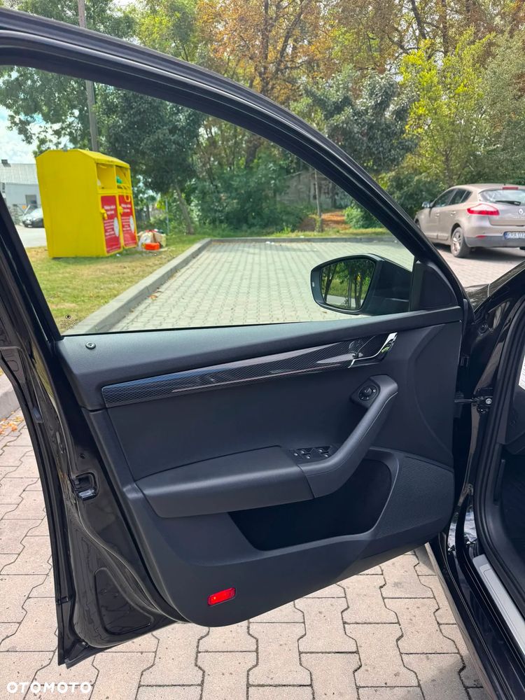 Skoda Octavia 2.0 TSI RS 245 - 32