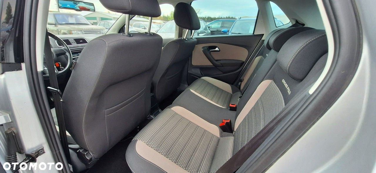 Volkswagen Polo - 15