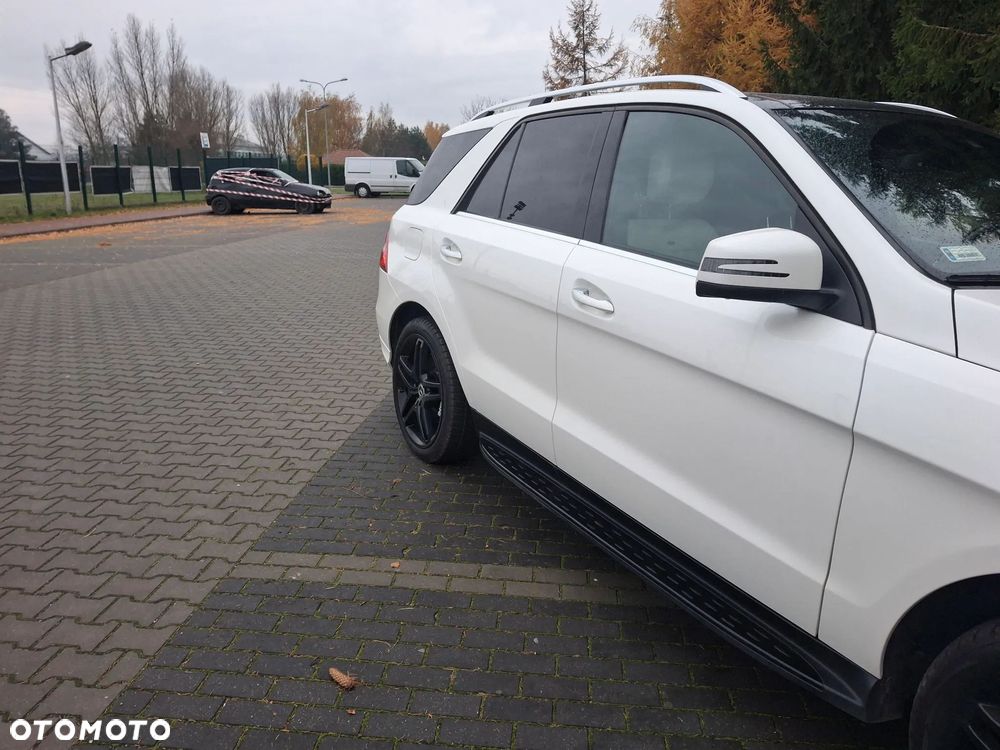 Mercedes-Benz ML - 16