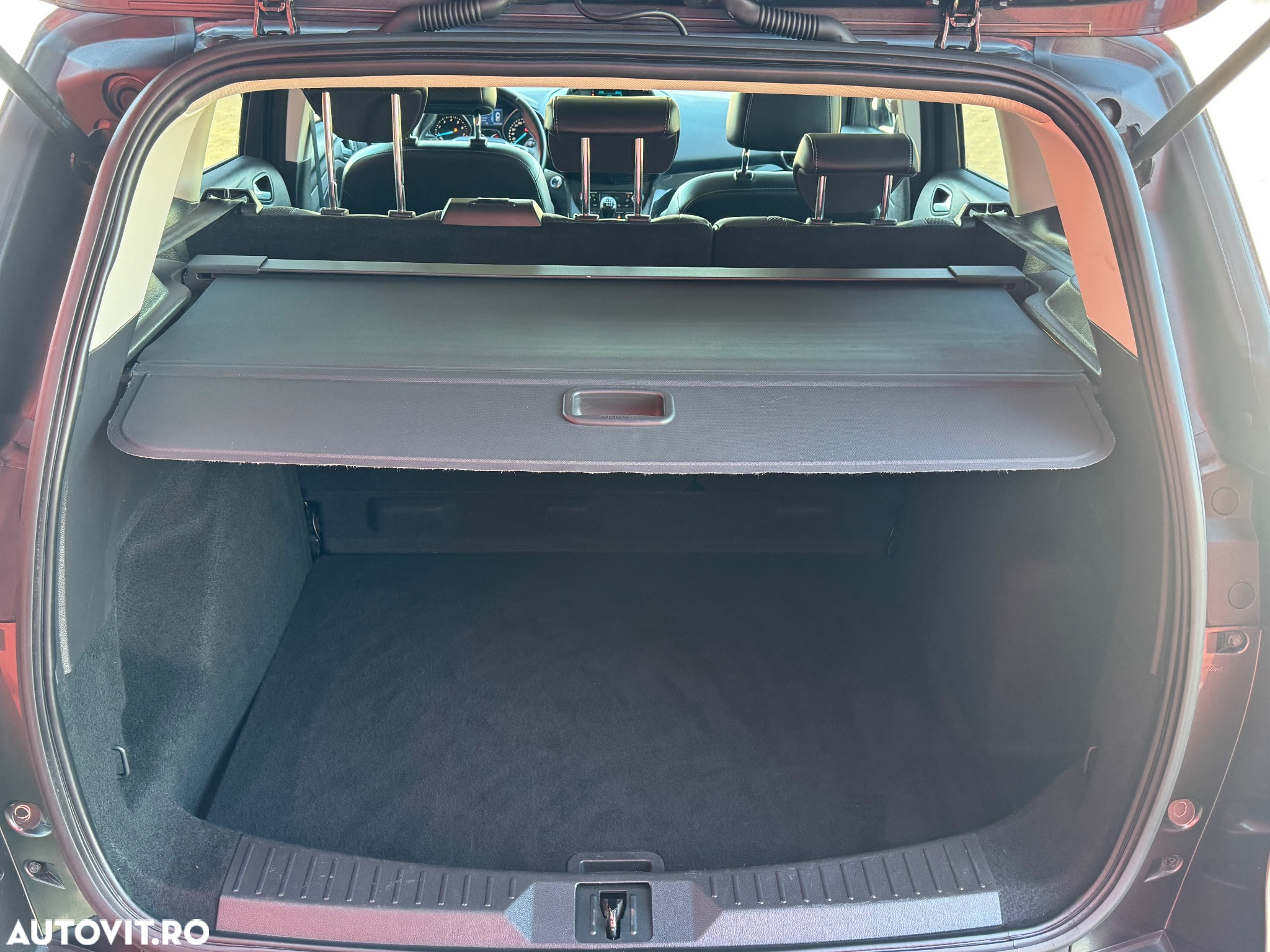 Ford Kuga 1.5 EcoBoost 2WD Titanium - 8