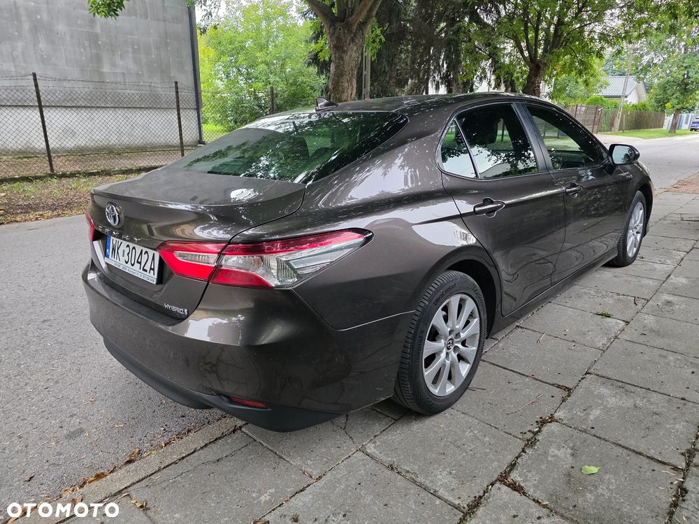 Toyota Camry 2.5 Hybrid Executive CVT - 3