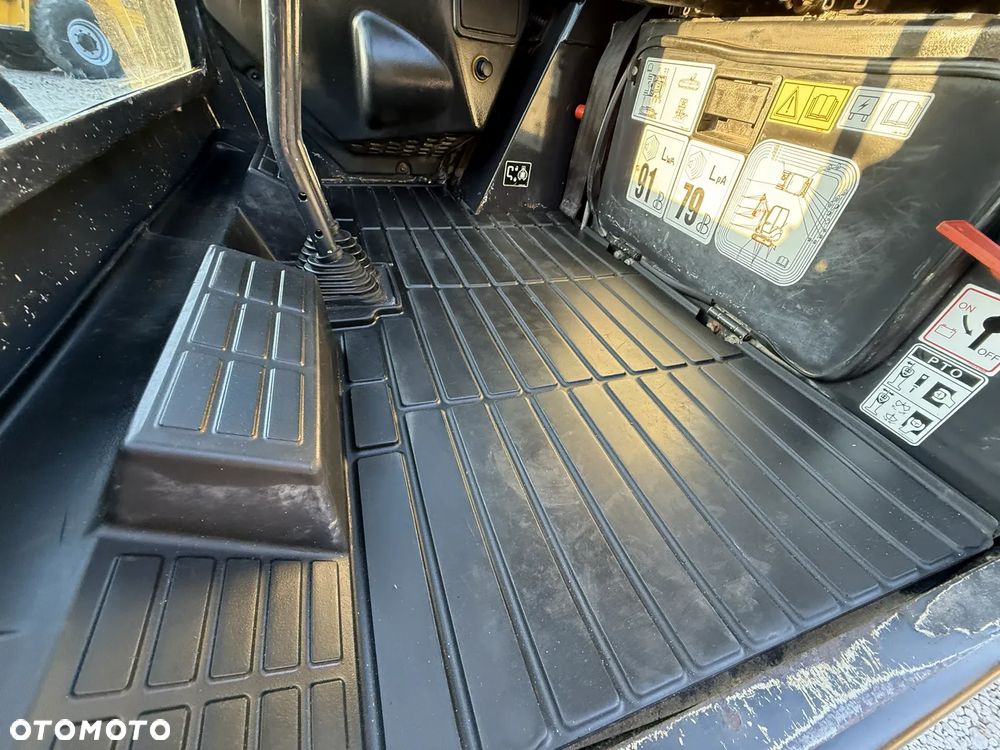 Yanmar SV18 SV 18 / 2017 ROK / TYLKO 2101 MTH! / POWERTILT / Z NIEMIEC / PIĘKNA / ORYGINAŁ / 15 16 17 20 22 301.6 301.8 VIO PC KX 018 19C 16C - 32