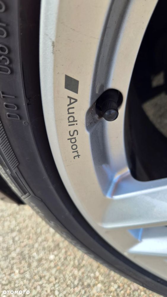 Audi A4 Avant 2.0 TDI DPF Attraction - 15
