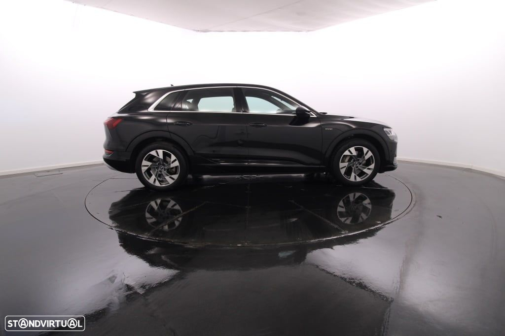 Audi e-tron 55 quattro S line - 6