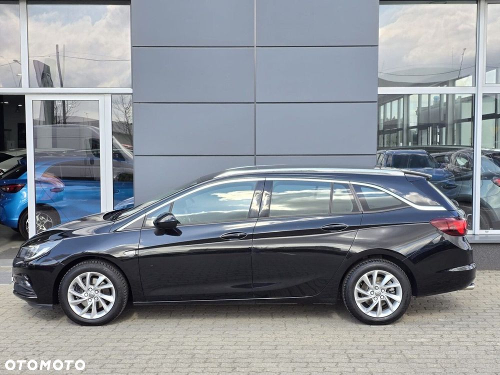 Opel Astra 1.6 T Elite S&S - 9