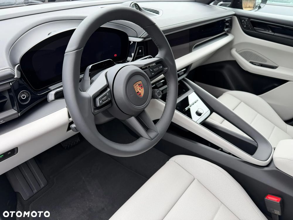 Porsche Macan 4 100kWh - 8