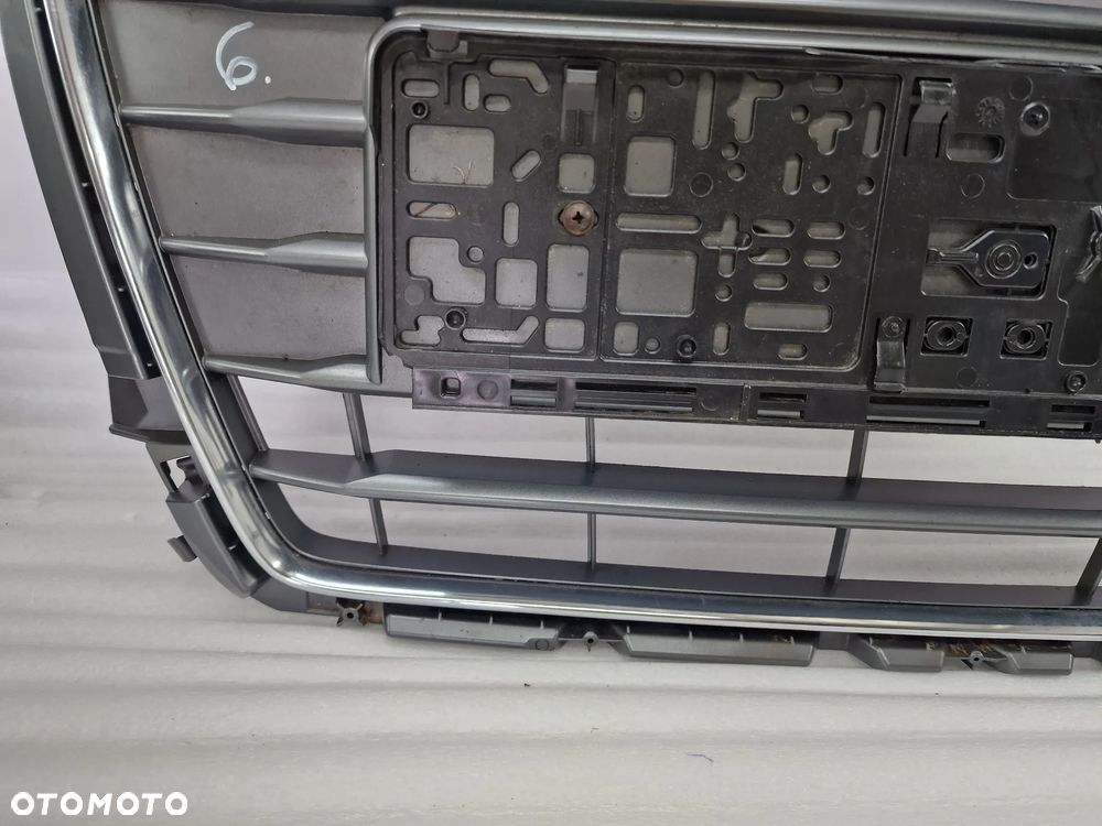AUDI A1 LIFT 8XA 14- ATRAPA / GRILL PRZEDNI PRZÓD , NR 8XA853651B / 8XA853651C , NR AUKCJI GR6 - 12