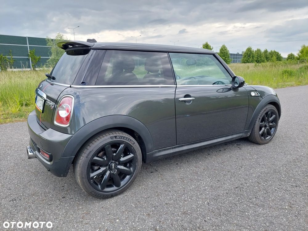 MINI Cooper S Bayswater - 4