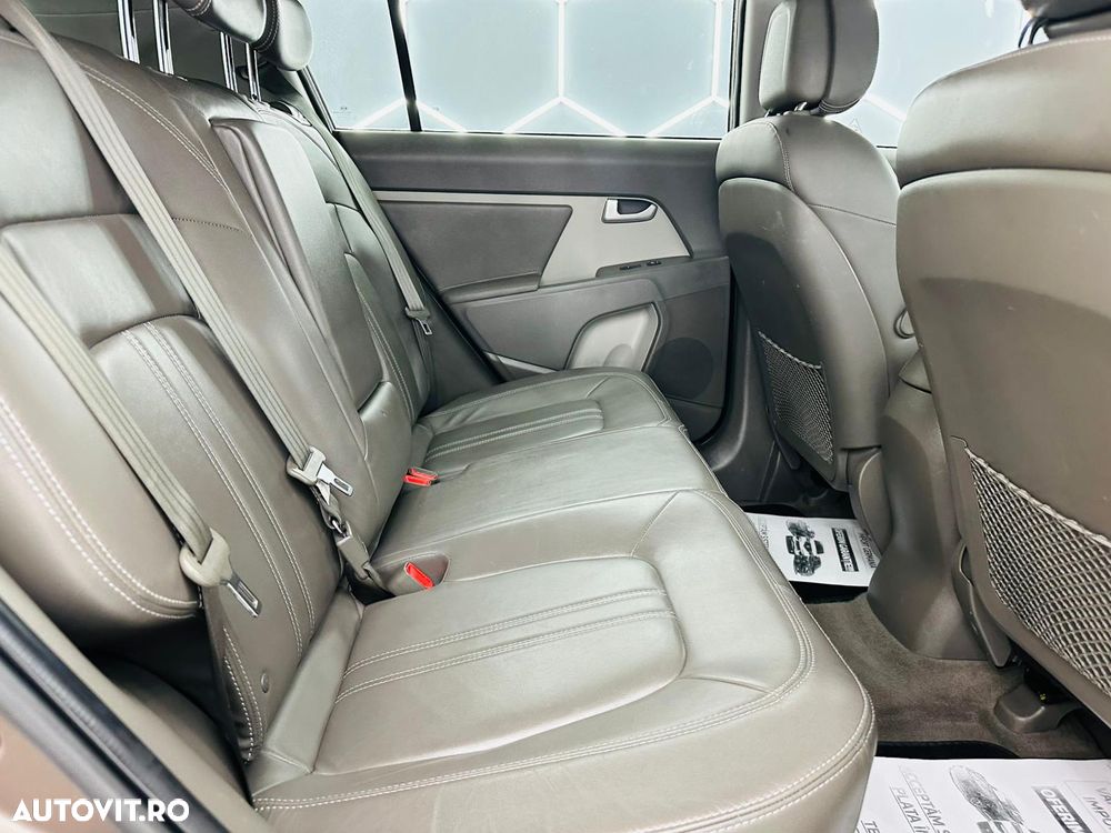 Kia Sportage 2.0 CRDI 2WD Spirit - 8