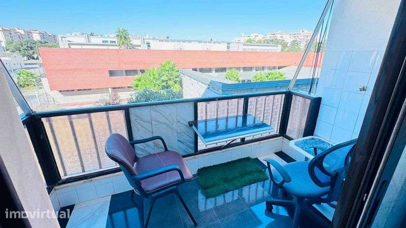 Excelente apartamento T2 para arrendamento em Setúbal - Grande imagem: 5/7