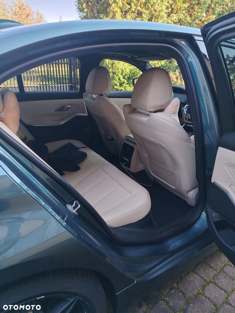 BMW Seria 3 2020 photo 5
