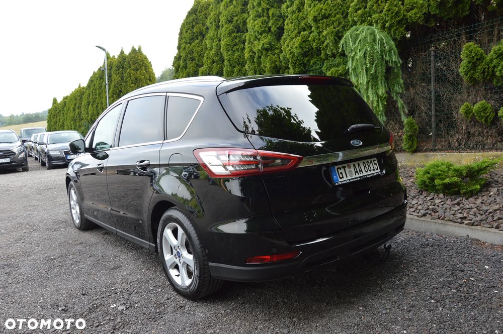 Ford S-Max - 18