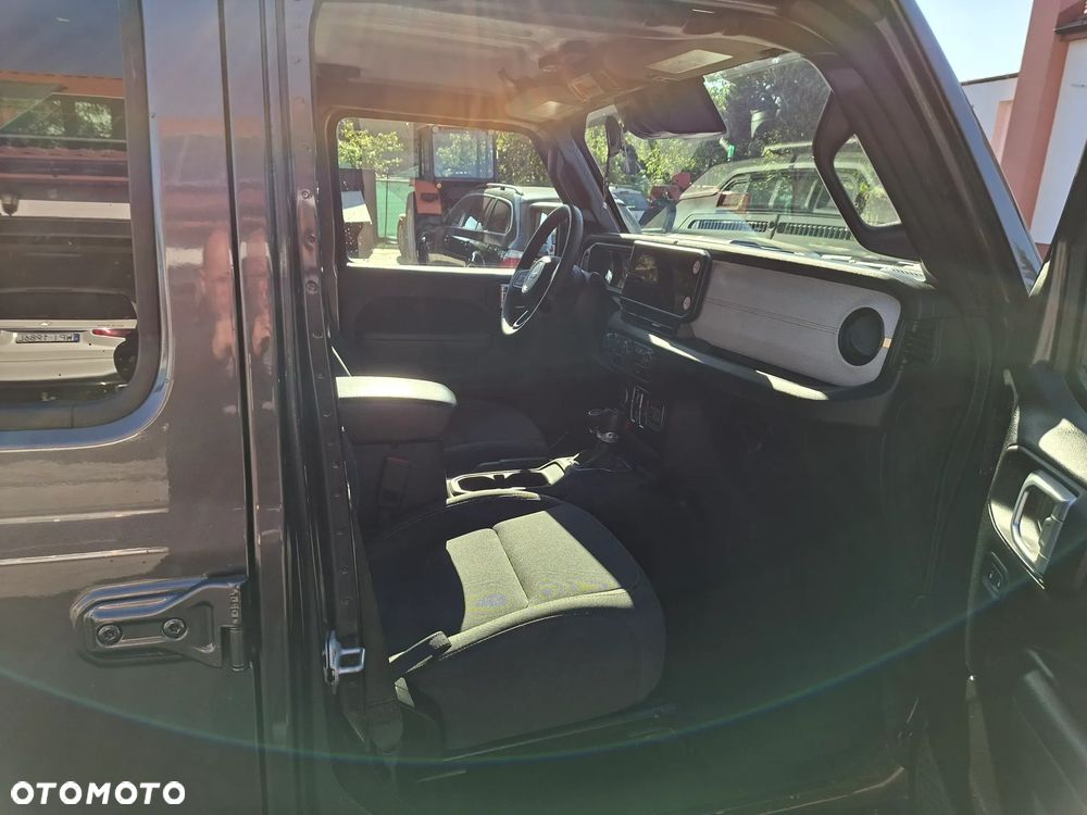 Jeep Wrangler 2.0 4xe Plug-In Hybrid Hardtop Sahara - 9