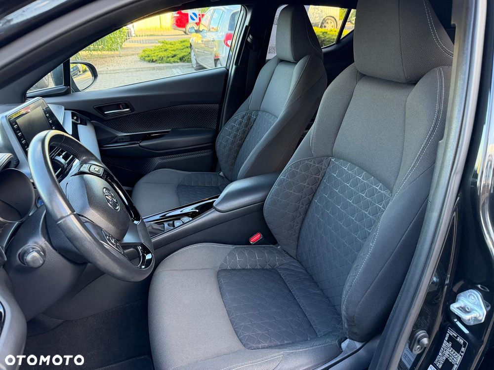 Toyota C-HR - 10