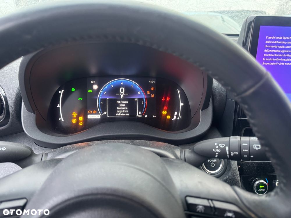 Toyota Yaris Cross Hybrid 1.5 Comfort - 19