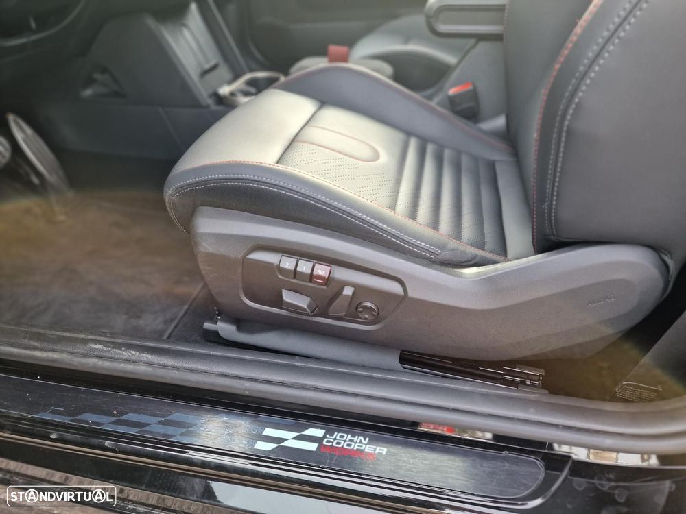 MINI 3 Portas John Cooper Works Aut. - 50
