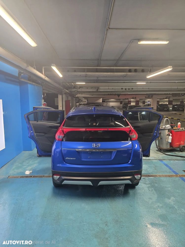 Mitsubishi Eclipse-Cross 1.5-litre 16-valve DOHC MIVEC Intense Aut. - 2