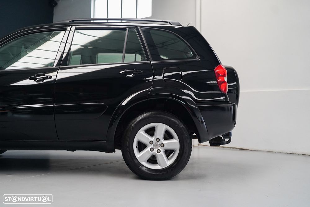 Toyota RAV4 2.0 D-4D Pack 2 - 21