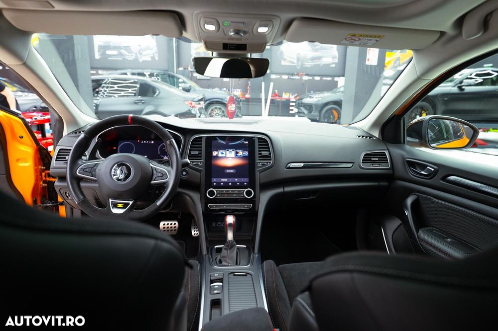 Renault Megane TCe 300 GPF EDC RS Trophy - 11