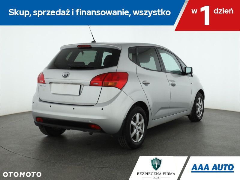 Kia Venga - 7