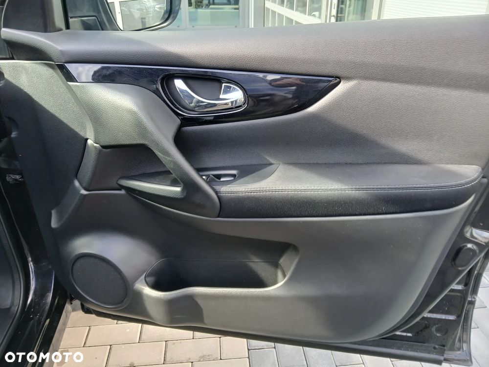 Nissan Qashqai 1.2 DIG-T Tekna EU6 - 8
