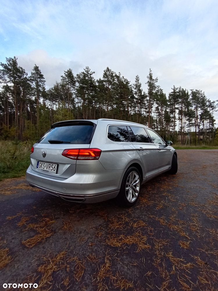 Volkswagen Passat - 4