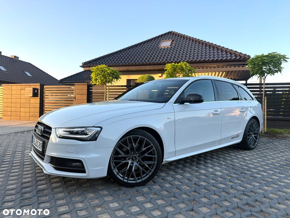 Audi A4 Avant 2.0 TDI DPF clean diesel S line Sportpaket - 26