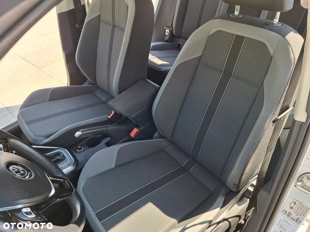 Volkswagen Polo 1.0 TSI DSG Highline - 17