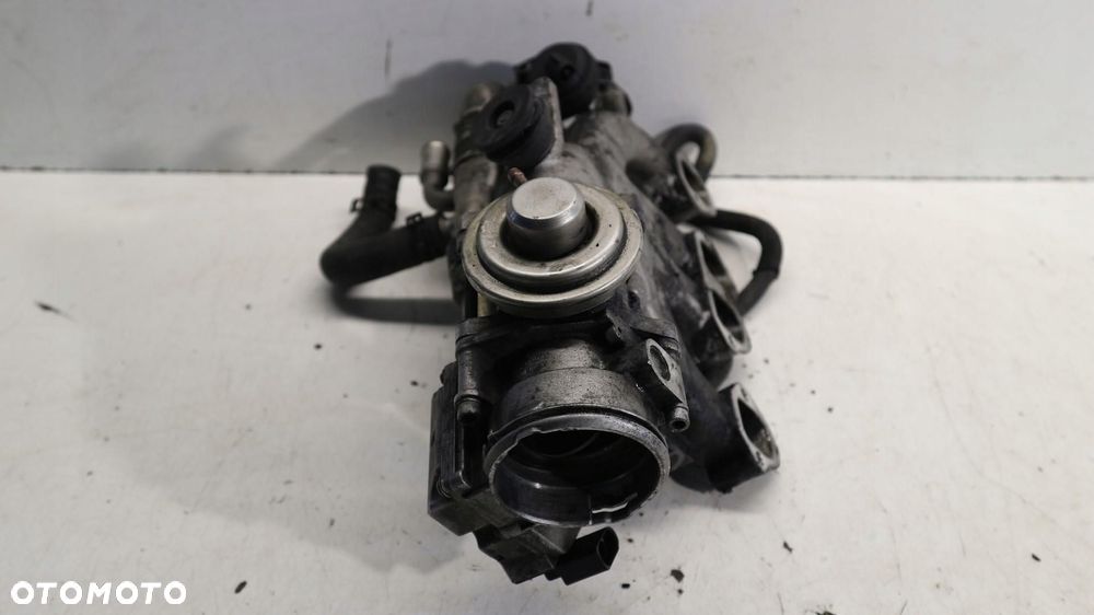 kolektor ssący vw golf v 1.9 tdi 03g129713 bxf - 3
