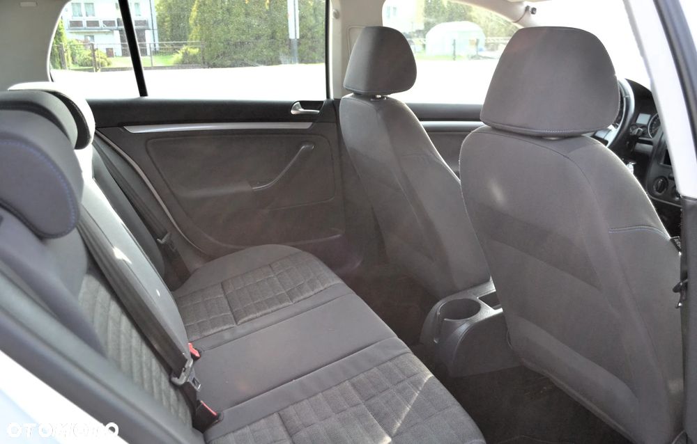 Volkswagen Golf 1.6 Edition - 10