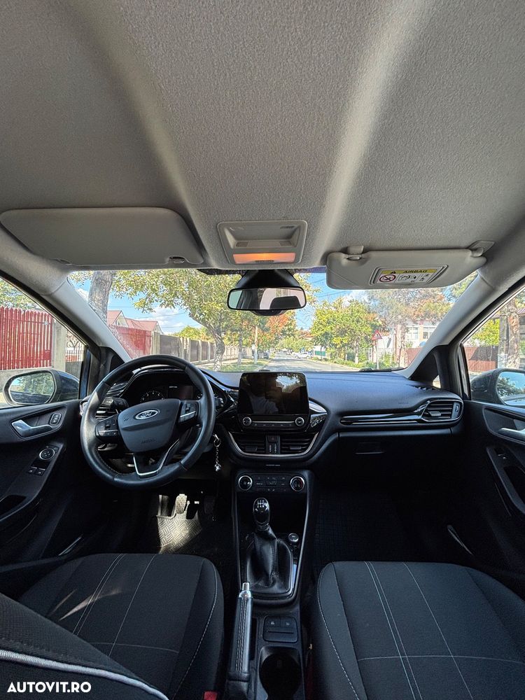 Ford Fiesta - 11