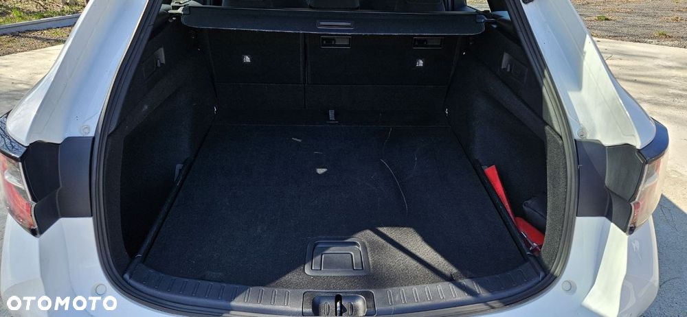 Toyota Corolla 1.8 Hybrid GPF Comfort - 30