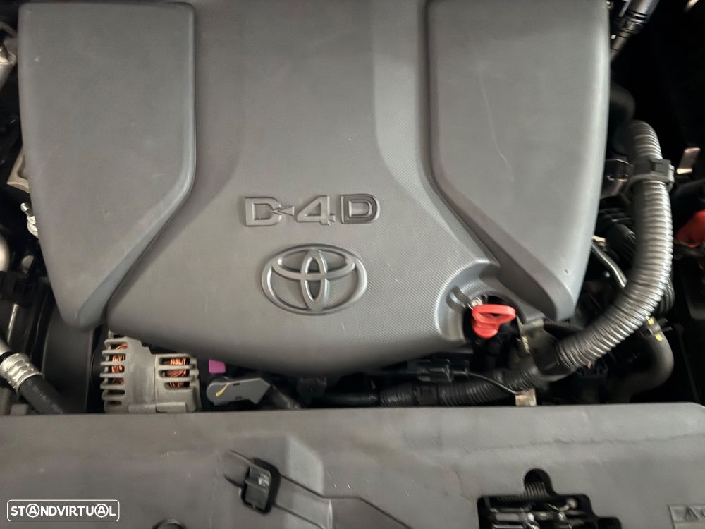 Toyota Verso 1.6 D-4D Exclusive - 24