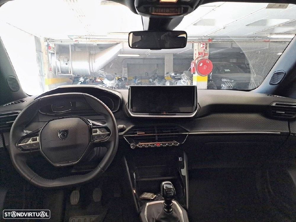 Peugeot 2008 1.2 PureTech Active - 8
