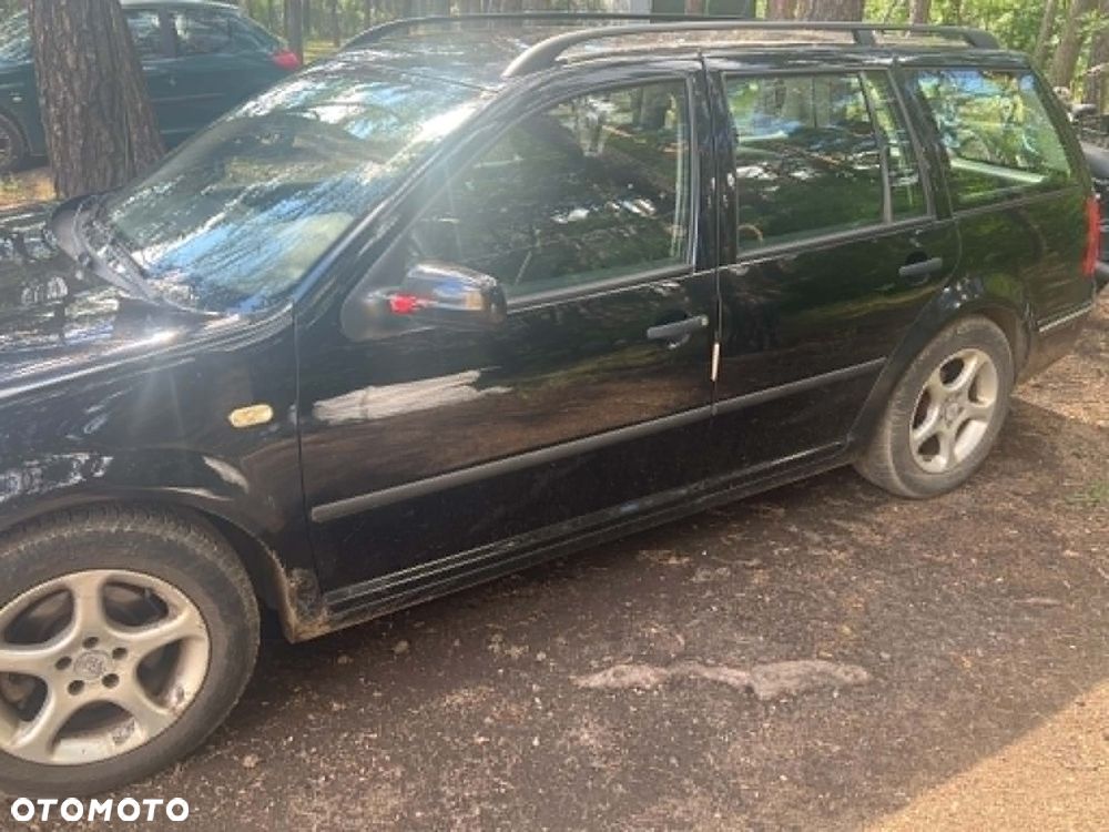 Volkswagen Golf - 3