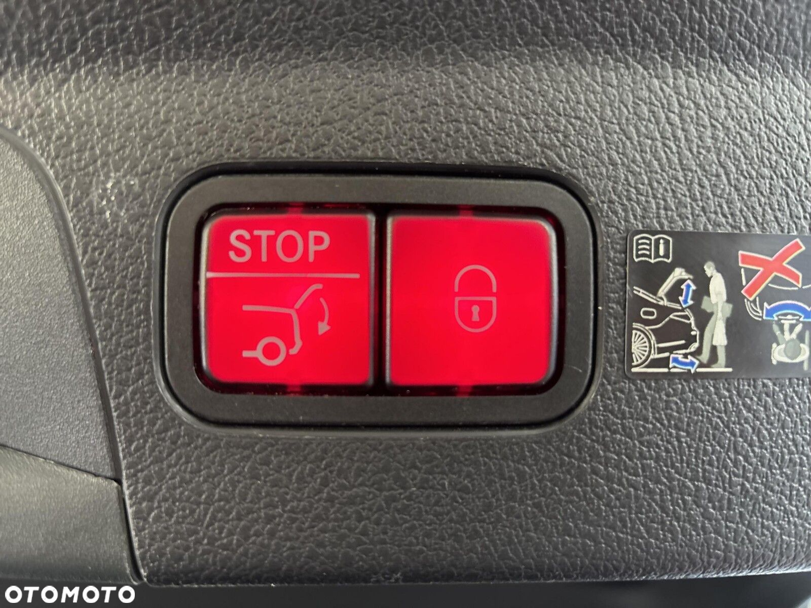 Mercedes-Benz GLE - 26