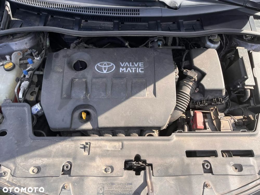 Toyota Corolla 1.6 Terra - 13