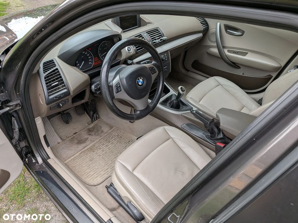 BMW Seria 1 116i - 5