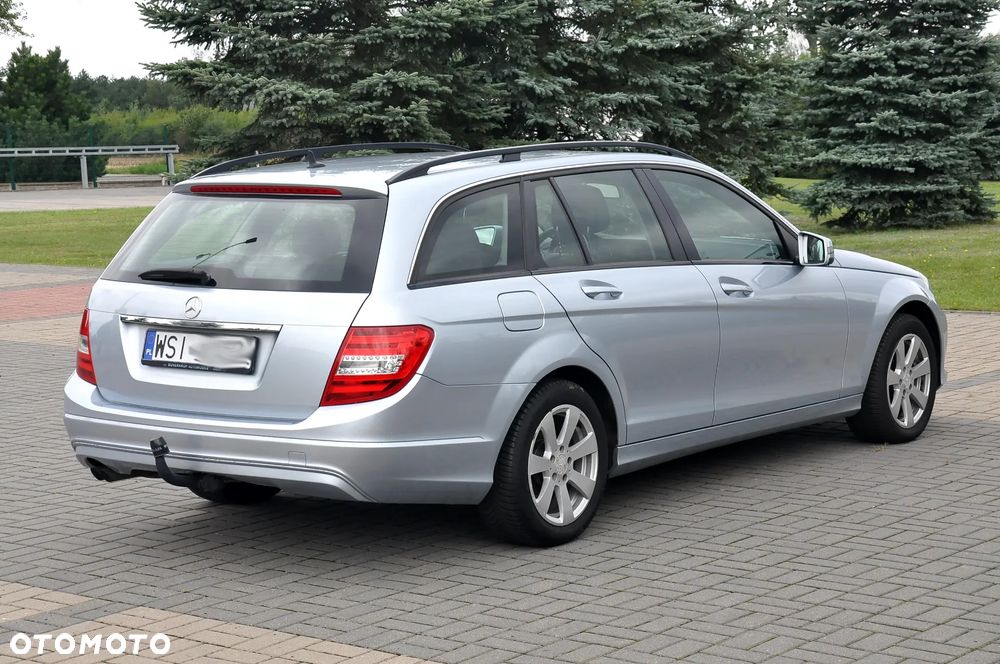 Mercedes-Benz Klasa C 200 CDI DPF (BlueEFFICIENCY) - 14