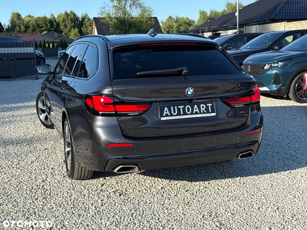 BMW Seria 5 520d Luxury Line - 12