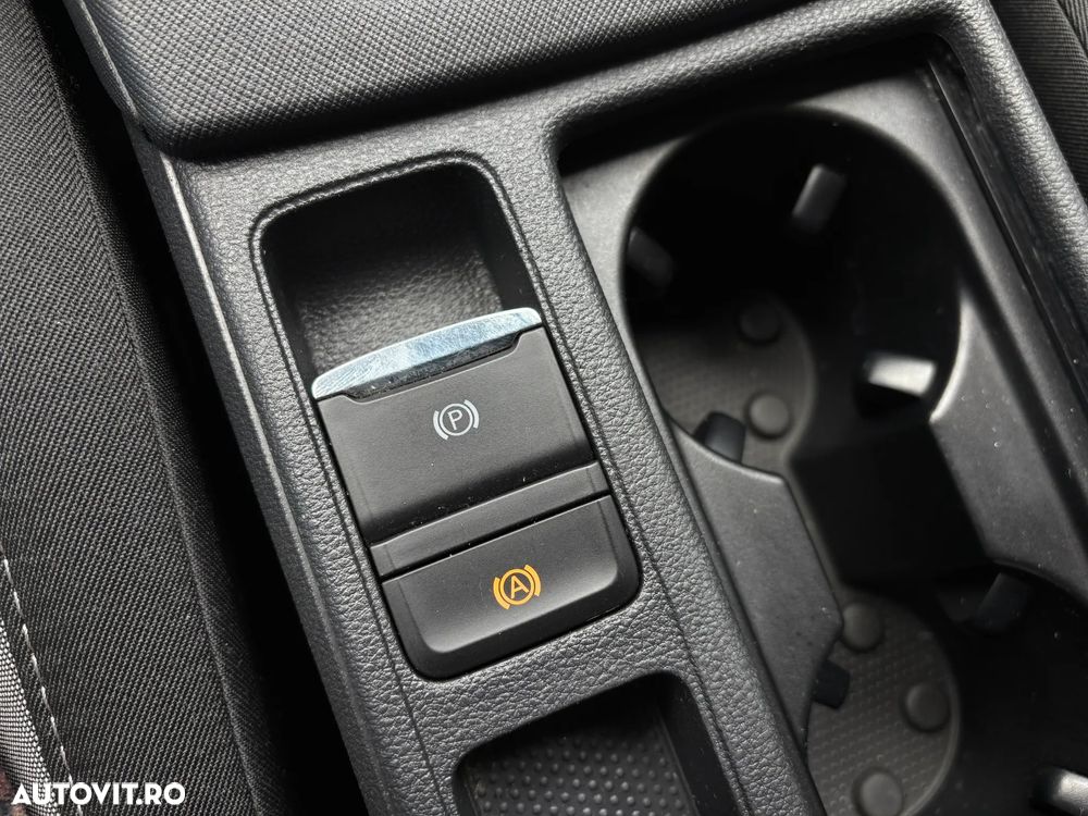 Skoda Octavia 2.0 TDI DSG Ambition - 23